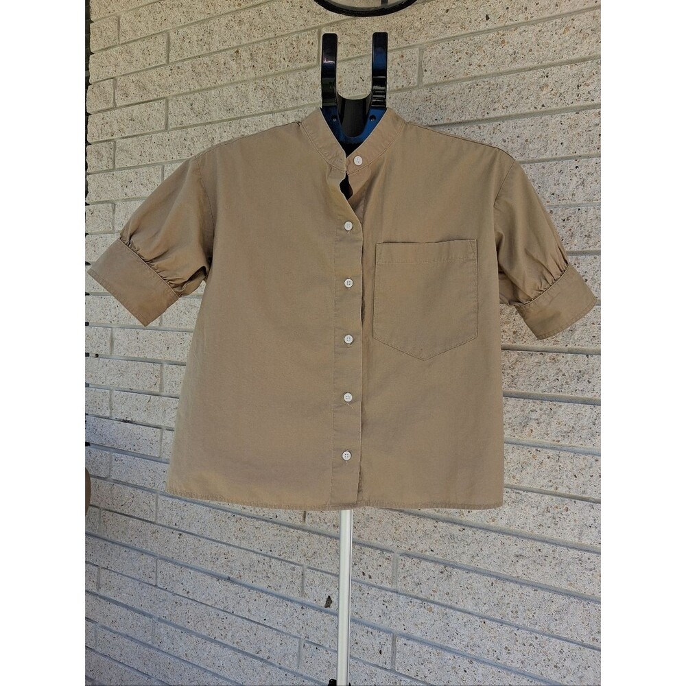 Banana Republic Womens Tan Button Down Blouse Short Sleeve - Classic Neutral